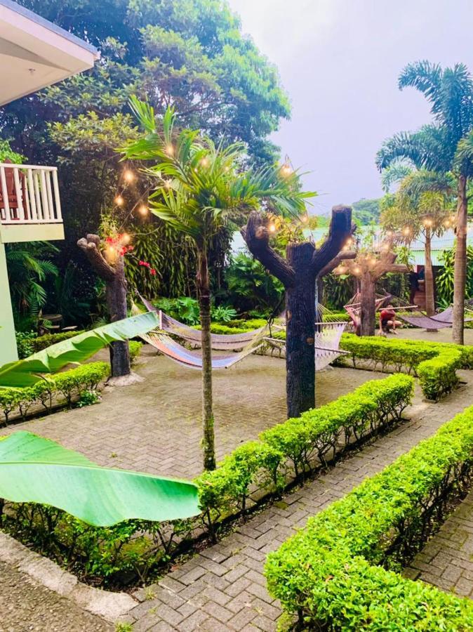 Hotel Quetzal Inn Monteverde Exterior photo